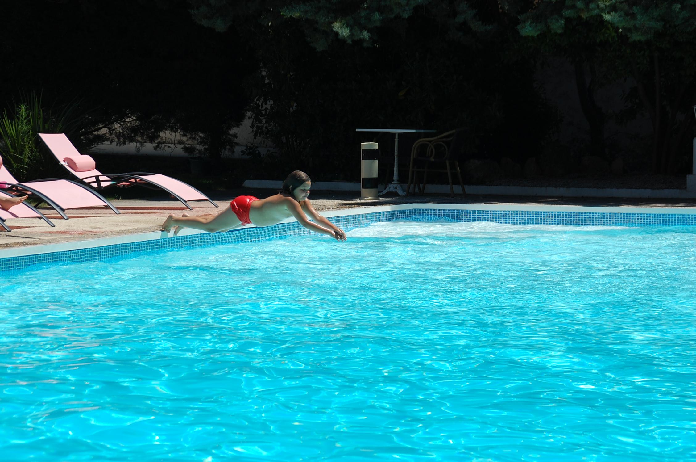 Cit'Hotel Le Mirage Istres Bagian luar foto