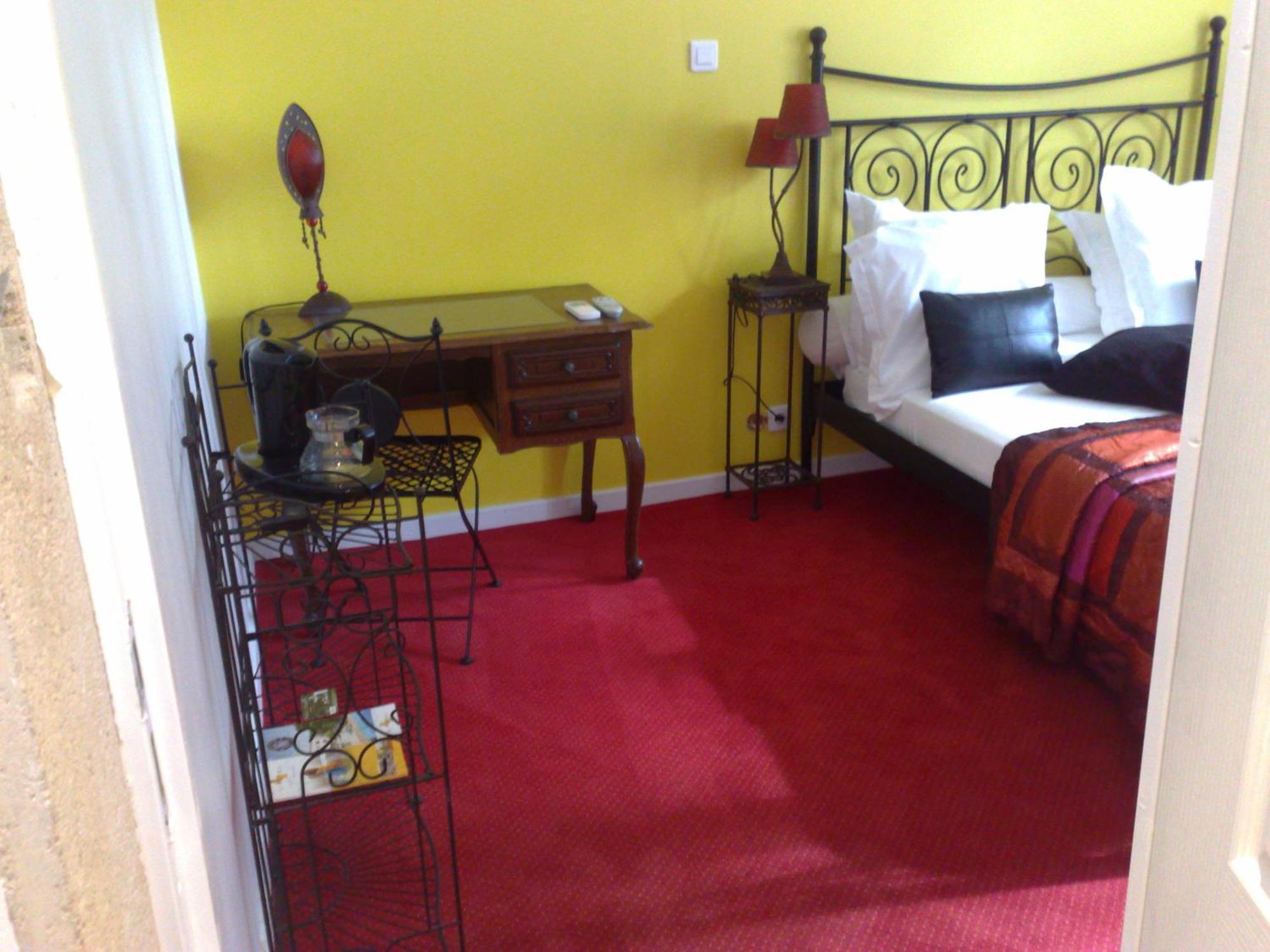 Cit'Hotel Le Mirage Istres Bagian luar foto