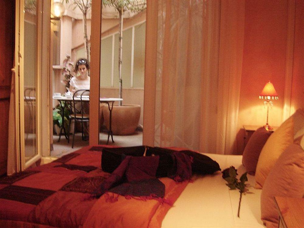 Cit'Hotel Le Mirage Istres Bagian luar foto